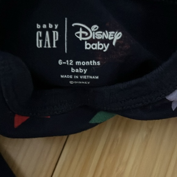 Boys Size 6-12M Disney Onesie - Picture 3 of 3